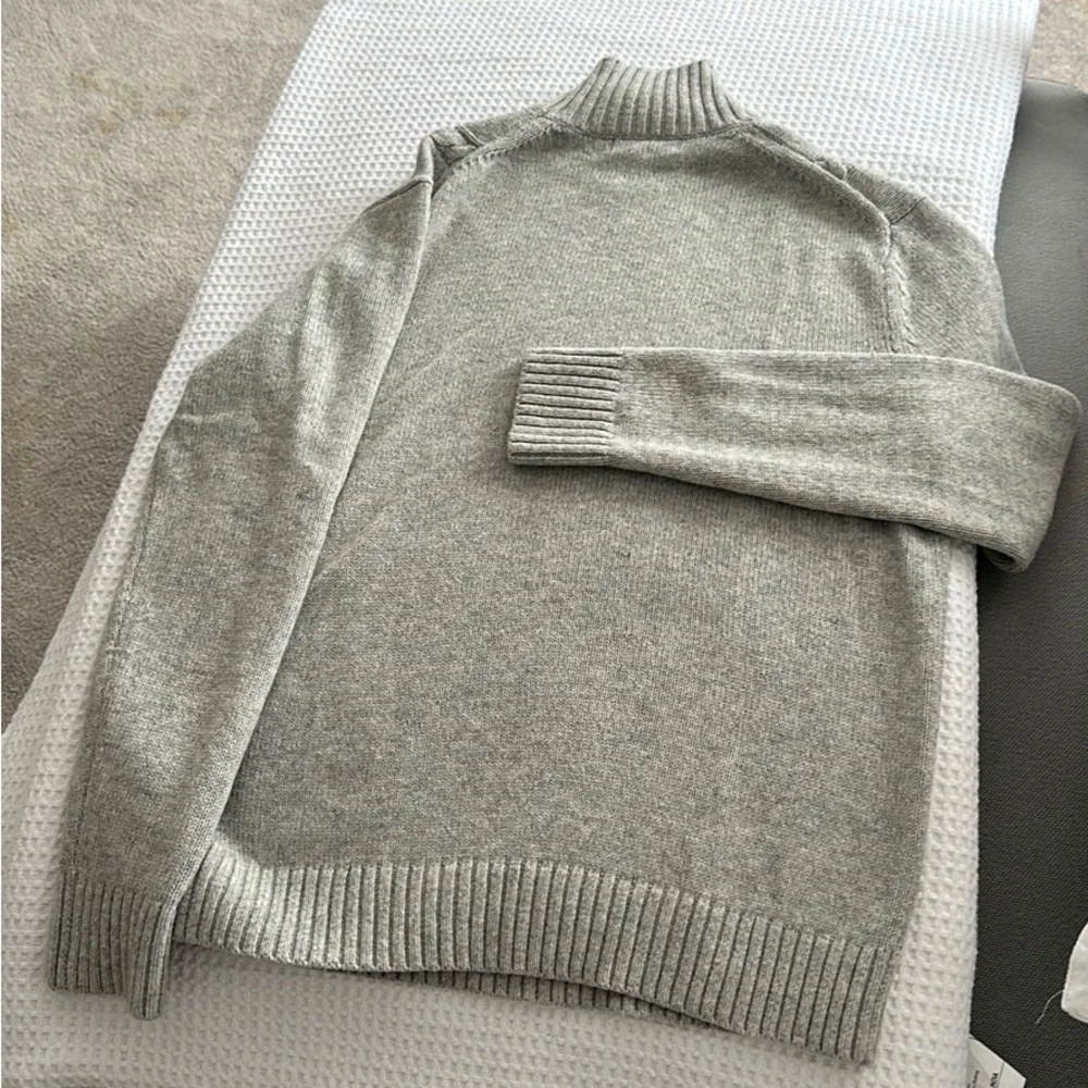 COPY - Italian merino blend  yarn grey sweater - Picture 8 of 8